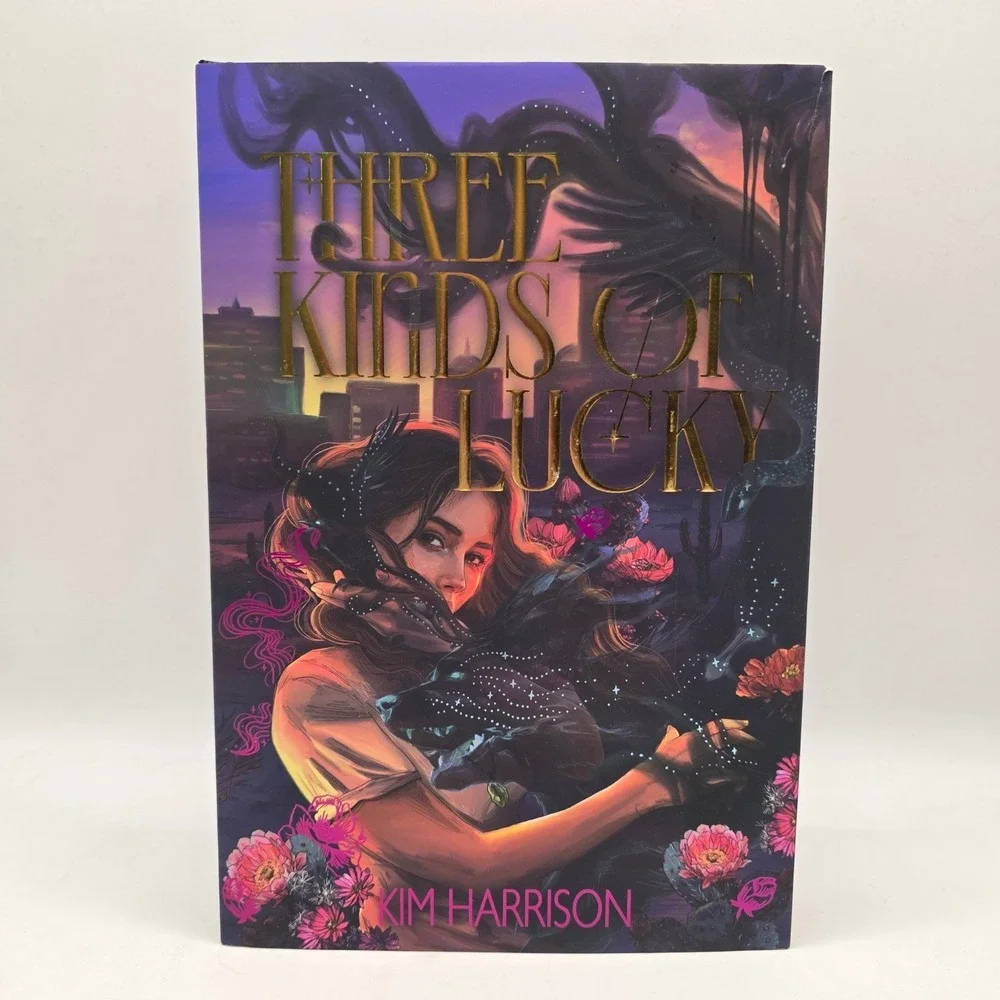 Kim Harrison Three Kinds of Lucky Hardcover Purple‎ Sprayed Edges Fantasy Book